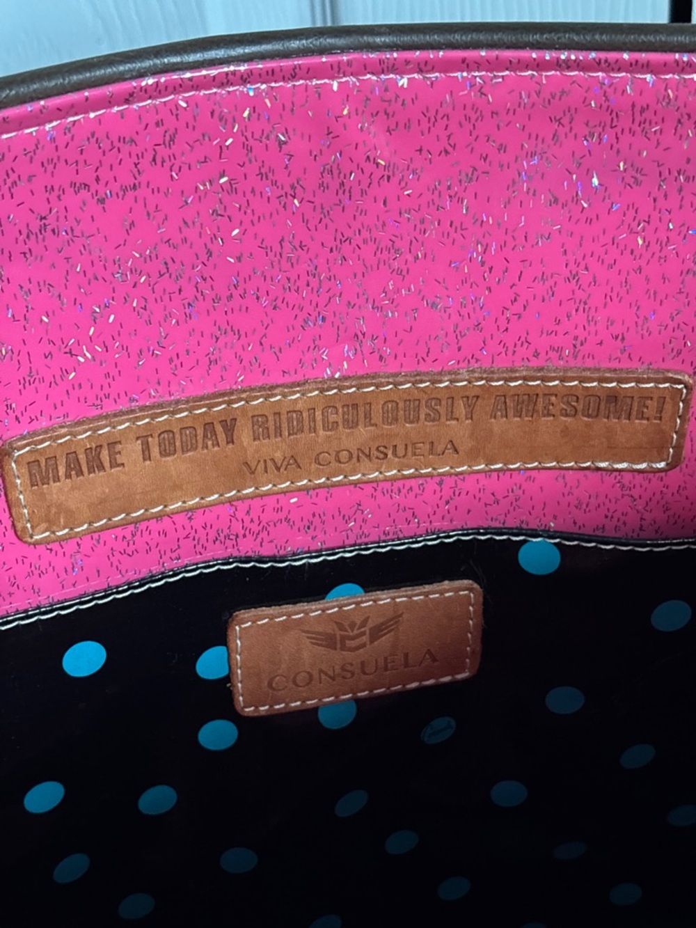 Consuela Classic Tote, Patches - Picture 13 of 15